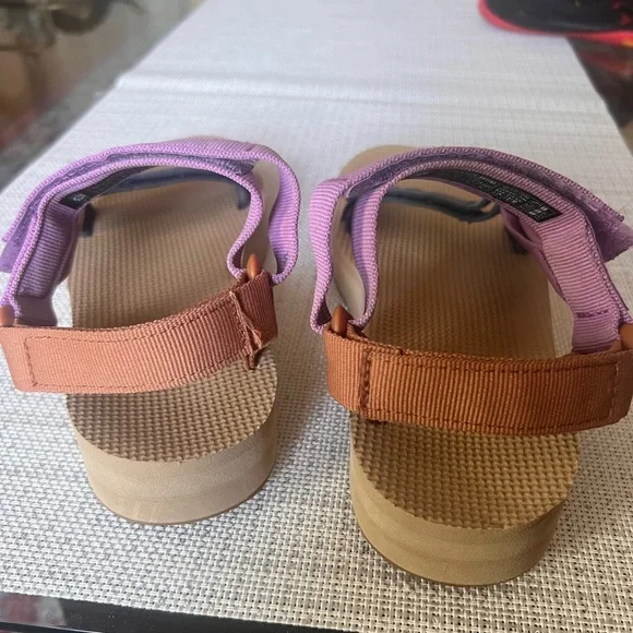 Teva Midform Universal Sandal Size 7 - Picture 4 of 10